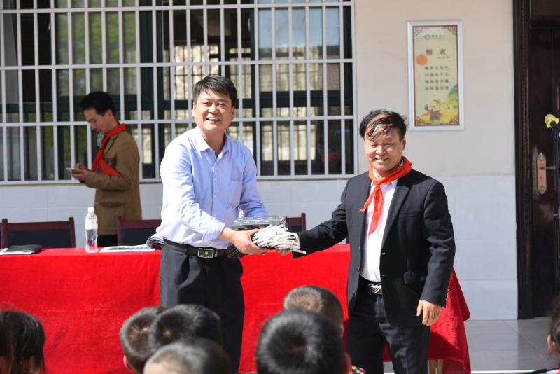 微信图片_20190418215759.jpg